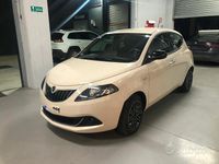 Usata Lancia Ypsilon Gold 69 CV (50 kW) 2022 Beige Utilitaria