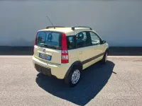 Usado Fiat Panda 4x4 Climbing 60 CV (44 kW) 2006 Amarillo Utilitario