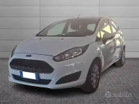 Usata Ford Fiesta Titanium 95 CV (69 kW) 2016 Bianco Utilitaria