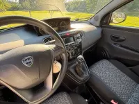 Usata Lancia Ypsilon 69 CV (50 kW) 2019 Grigio Utilitaria