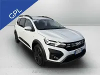 Usata Dacia Jogger Expression 101 CV (74 kW) 2024 Bianco Monovolume