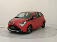 Usata Toyota Aygo 72 CV (52 kW) 2020 Rosso Utilitaria