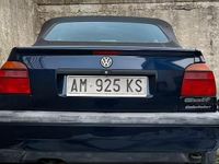 Usata VW Golf Cabriolet 75 CV (55 kW) 1997 Blu Cabrio