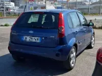 Usata Ford Fiesta Ghia 68 CV (50 kW) 2007 Blu/azzurro Utilitaria