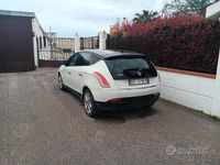 Usata Lancia Delta 120 CV (88 kW) 2011 Bianco Utilitaria