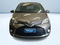 Usata Toyota Yaris Lounge 69 CV (50 kW) 2017 Grigio Berlina