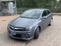 Usata Opel Astra GTC Cosmo 101 CV (74 kW) 2008 Grigio Berlina