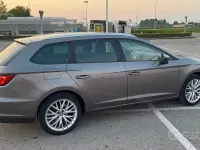 Usata Seat Leon 105 CV (77 kW) 2014 Marrone Station wagon