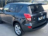 Usata Toyota RAV4 Luxury 177 CV (130 kW) 2008 Grigio SUV