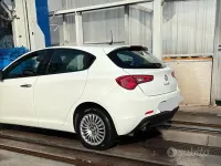 Usata Alfa Romeo Giulietta 2010 Bianco Utilitaria