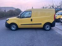 Occasion Fiat Doblò 95 ch (69 kW) 2019 Jaune Monospace