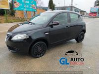 Usado Lancia Ypsilon 85 HP (62 kW) 2014 Preto Citadino