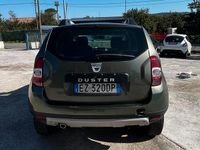 Usata Dacia Duster 110 CV (80 kW) 2015 Verde Station wagon