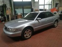 Usata Audi A8 150 CV (110 kW) 1998 Argento Berlina