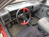 Usata Renault R9 54 CV (39 kW) 1990 Rosso Berlina