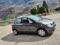 Usata Toyota Yaris 2009 Grigio Utilitaria