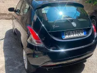 Usata Lancia Ypsilon 69 CV (50 kW) 2014 Nero Utilitaria