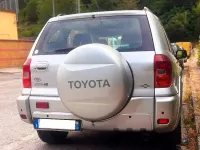 Usata Toyota RAV4 116 CV (85 kW) 2002 Grigio SUV