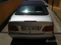 Usado Mercedes CLK230 Elegance 193 CV (141 kW) 1999 Plateado Descapotable