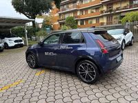 Begagnad Renault 5 E-Tech Iconic 77 kW (106 HK) 2024 Blå Halvkombi