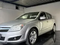 Usata Opel Astra Enjoy 88 CV (64 kW) 2009 Grigio Berlina