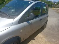 Usata Fiat Multipla 103 CV (75 kW) 2007 Grigio Monovolume