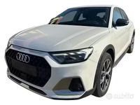 Käytetty Audi A1 Admired 116 HP (85 kW) 2020 Valkoinen Katumaasturi