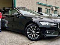 Usata Volvo V60 Business Edition 197 CV (144 kW) 2022 Nero Station wagon