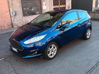 Usado Ford Fiesta Titanium 75 HP (55 kW) 2016 Azul Sedan