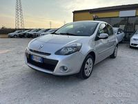 Usata Renault Clio II 75 CV (55 kW) 2009 Nero Utilitaria