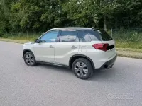 Usata Suzuki Vitara 111 CV (81 kW) 2019 Beige SUV