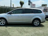 Usata Ford Focus 90 CV (66 kW) 2007 Grigio Station wagon