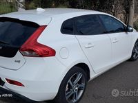 Usata Volvo V40 Kinetic 120 CV (88 kW) 2016 Bianco Berlina
