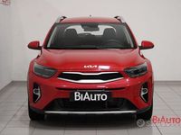 Usata Kia Stonic Urban 101 CV (74 kW) 2024 Rosso SUV