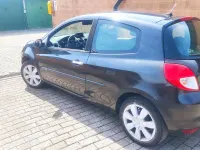 Usata Renault Clio III Dynamique 75 CV (55 kW) 2009 Nero Berlina