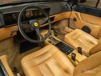 Usata Ferrari Mondial 271 CV (199 kW) 1985 Rosso Cabrio