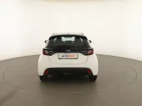 Usata Toyota Yaris Active 116 CV (85 kW) 2025 Bianco Utilitaria