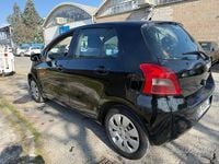 Usata Toyota Yaris 69 CV (50 kW) 2008 Blu Utilitaria