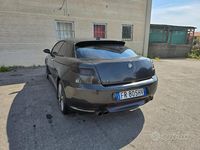 Usata Alfa Romeo GT Distinctive 150 CV (110 kW) 2005 Nero Coupé