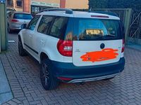 Usata Skoda Yeti Adventure 110 CV (80 kW) 2013 Bianco SUV