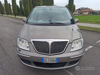 Usata Lancia Phedra 137 CV (100 kW) 2007 Grigio Monovolume