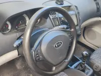 Usata Kia Ceed 90 CV (66 kW) 2007 Grigio Utilitaria