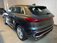 Nuova Audi Q5 S-Line 204 CV (150 kW) 2025 Grigio daytona perla SUV