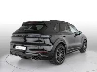 Nuova Porsche Cayenne Black Edition 2026 Nero cromite metallizzato SUV