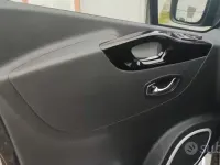 Usata Opel Vivaro S 125 CV (91 kW) 2016 Nero Monovolume