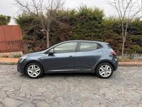 Begagnad Renault Clio V Zen 101 HK (74 kW) 2020 Grå Sedan
