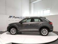 Usata VW T-Roc Style 150 CV (110 kW) 2023 Grigio SUV