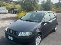 Usata Fiat Punto 60 CV (44 kW) 2005 Grigio Utilitaria