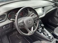 Käytetty Opel Grandland X Innovation 131 HP (96 kW) 2018 Musta Katumaasturi