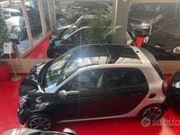 Usata Smart ForFour Passion 72 CV (52 kW) 2015 Nero Utilitaria